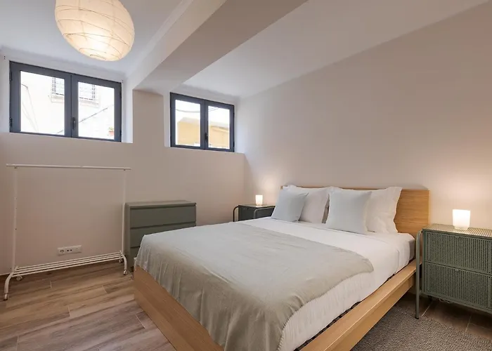 Santos Gem III - Central Space In Trendy Neighborhood